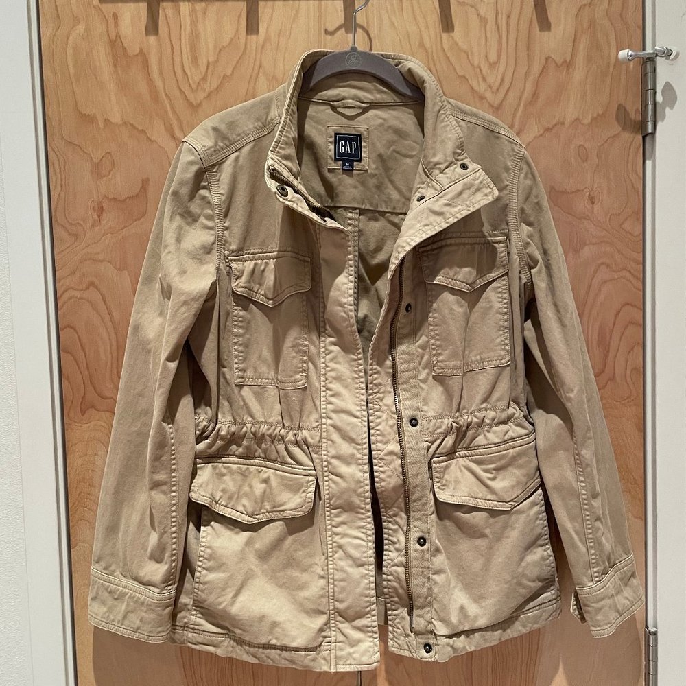 GAP utility jacket size M, EUC